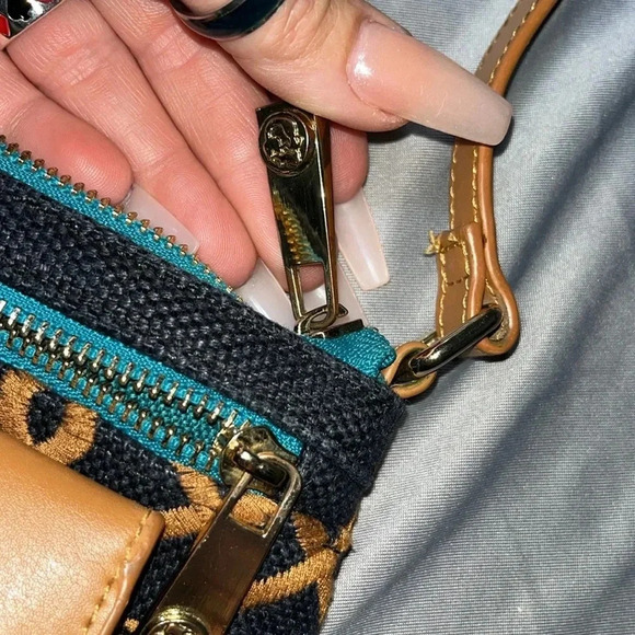 Spartina 449 Mareena‎ Ava Phone Crossbody Bag Travel Cruise Practical Nautical - Picture 15 of 16